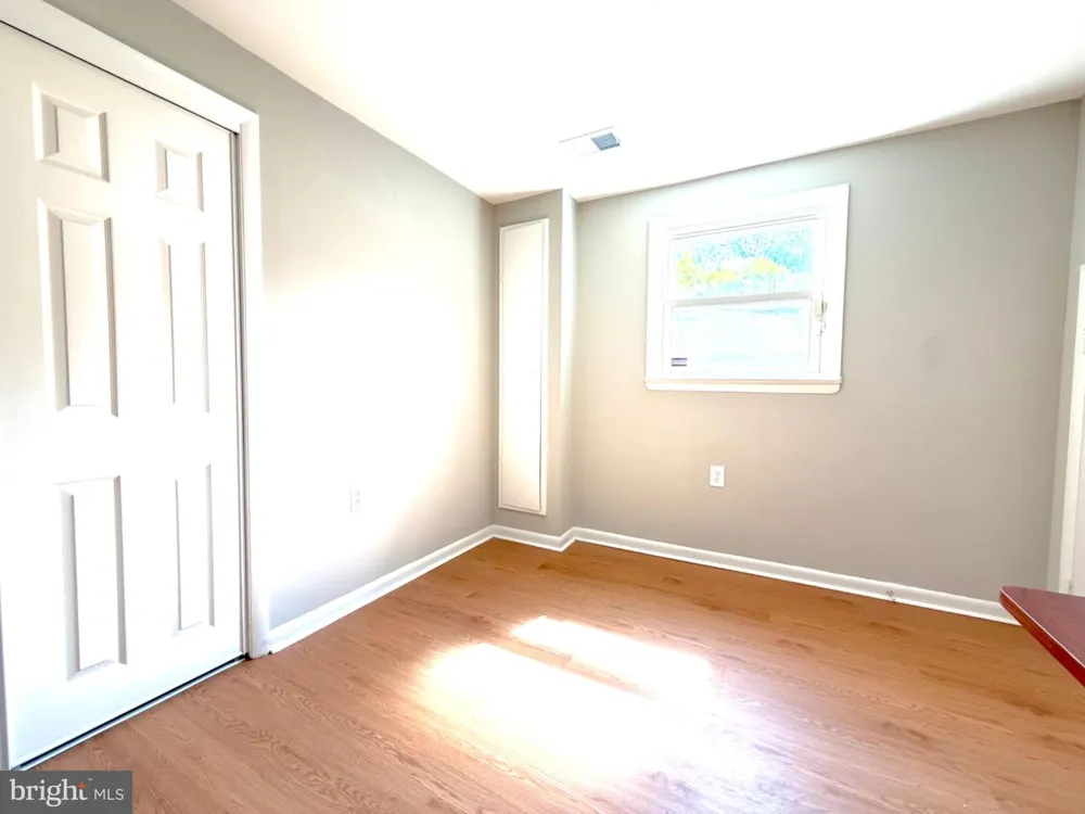 2402 JOSEPH DRIVE Clinton, MD 20735