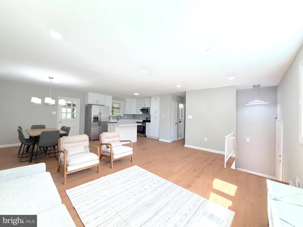 2402 JOSEPH DRIVE Clinton, MD 20735