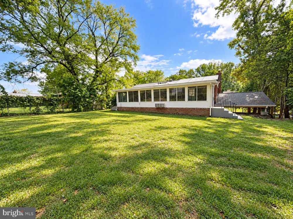 2402 JOSEPH DRIVE Clinton, MD 20735