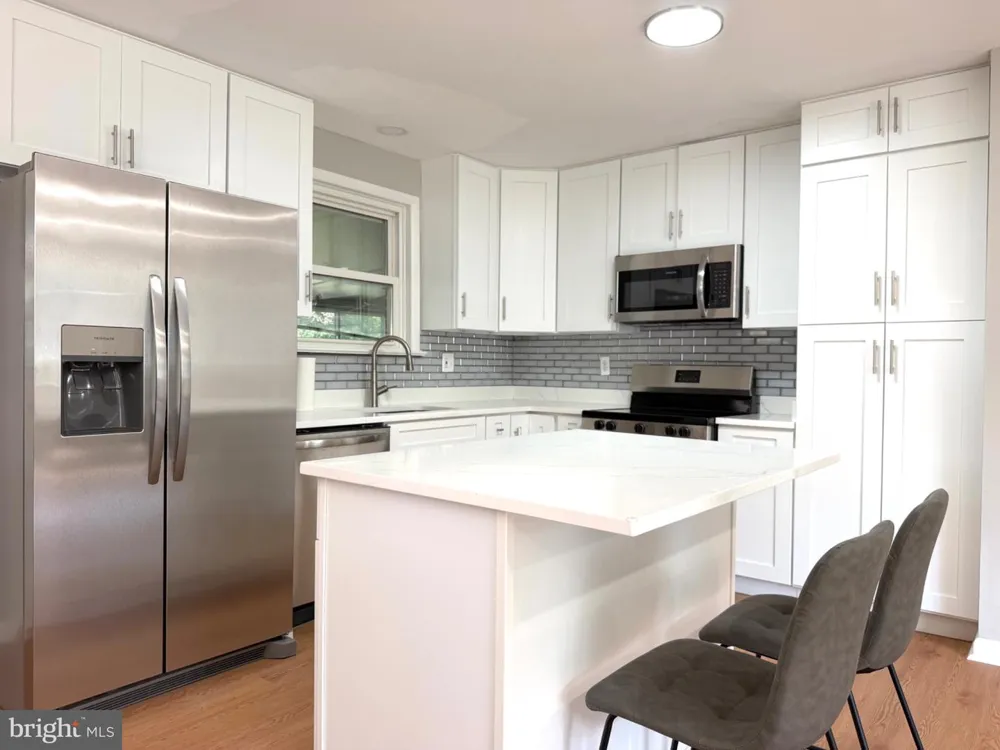 2402 JOSEPH DRIVE Clinton, MD 20735