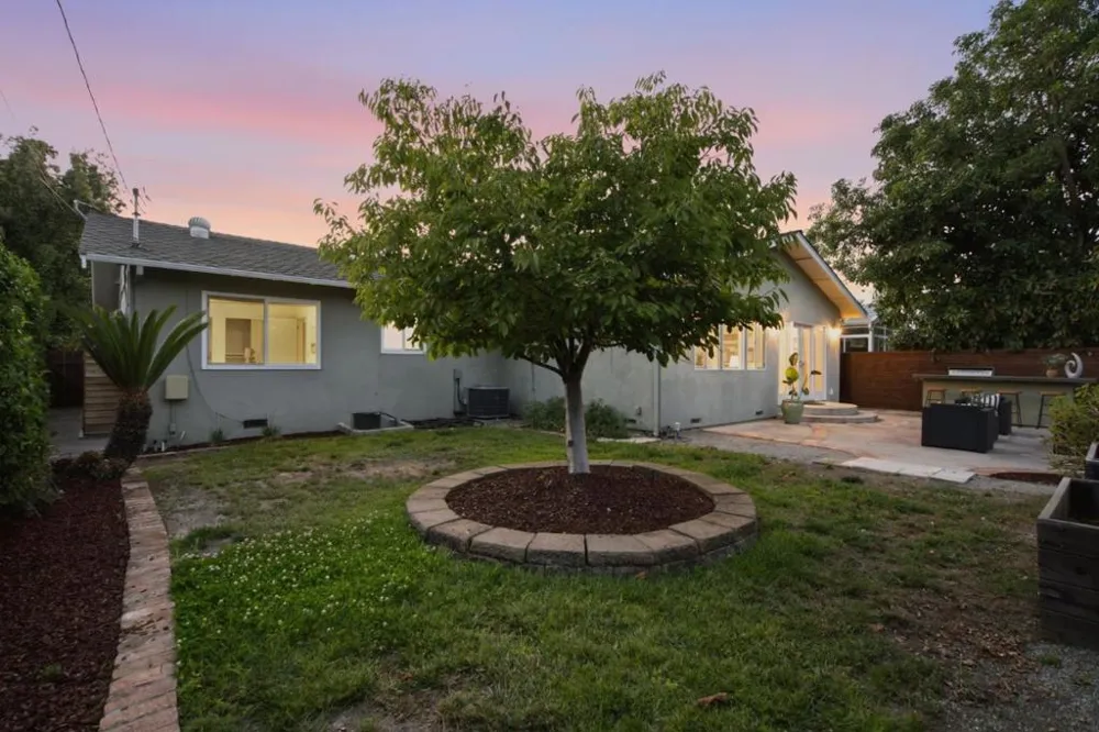 189 Gilbert Avenue Santa Clara, CA 95051