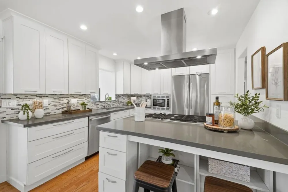 189 Gilbert Avenue Santa Clara, CA 95051