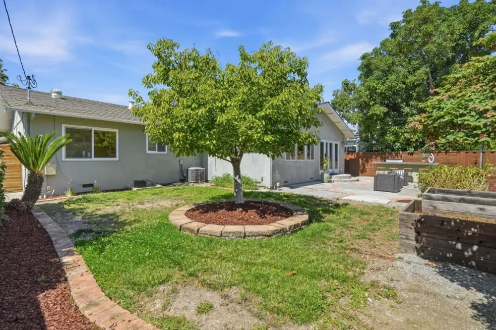 189 Gilbert Avenue Santa Clara, CA 95051