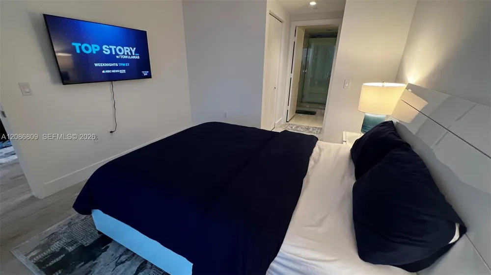 121 NE 34th St #1706A Miami, FL 33137