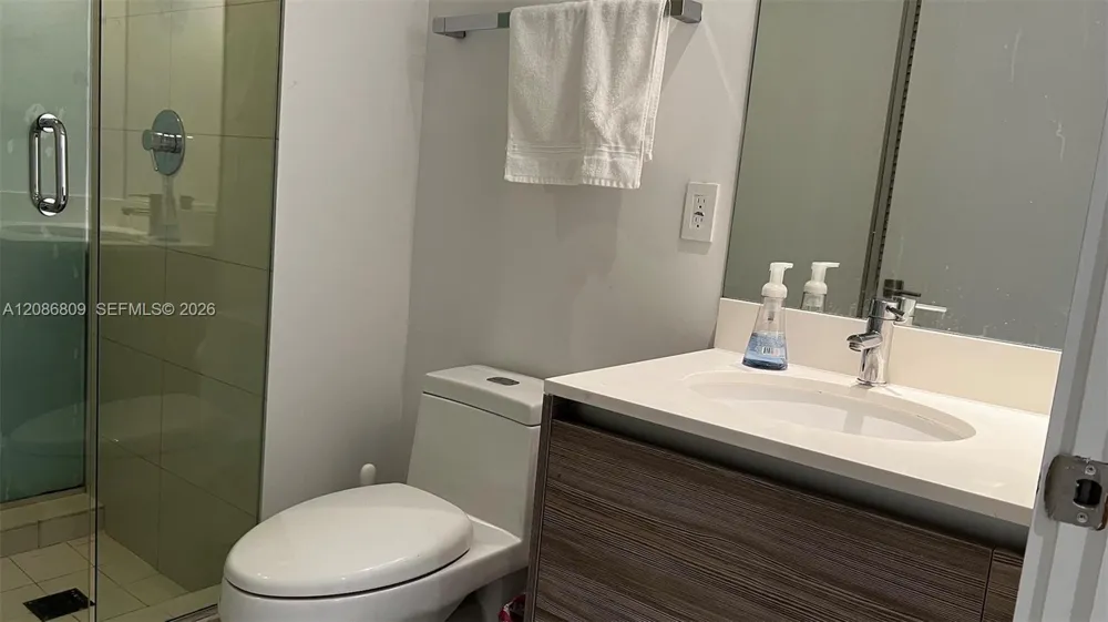 121 NE 34th St #1706A Miami, FL 33137
