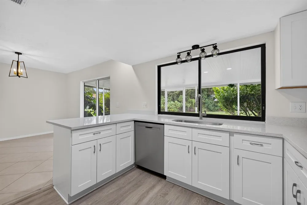 1425 SE Minorca Avenue Port St. Lucie, FL 34952
