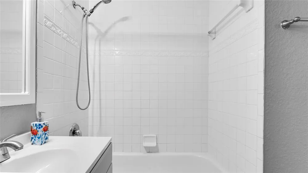 330 Avondale Drive Pompano Beach, FL 33060