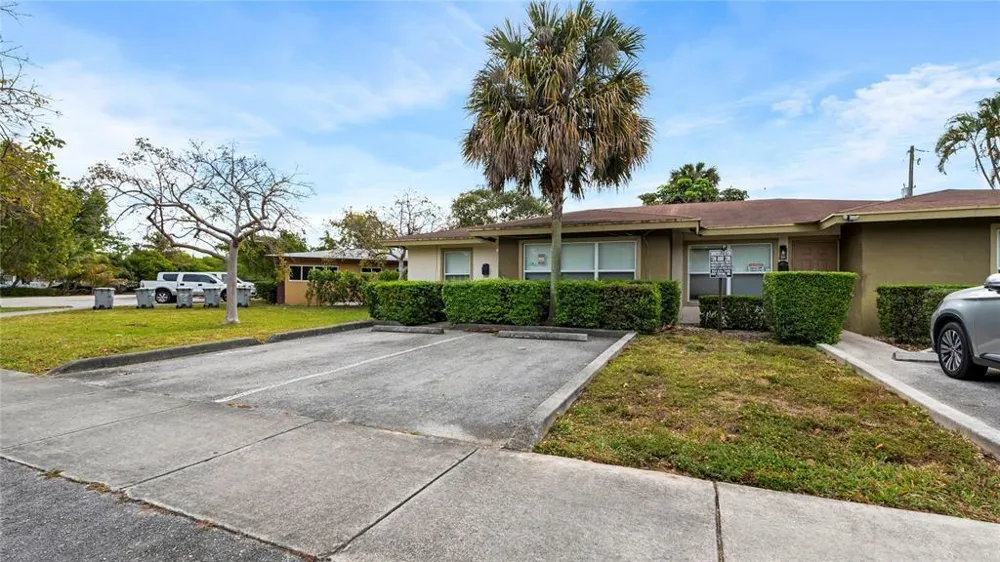 330 Avondale Drive Pompano Beach, FL 33060