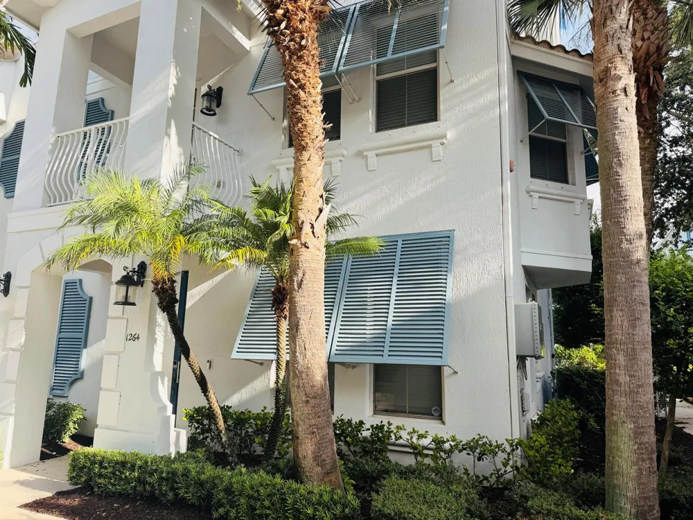 1264 VIA DE FOSSI Boynton Beach, FL 33426