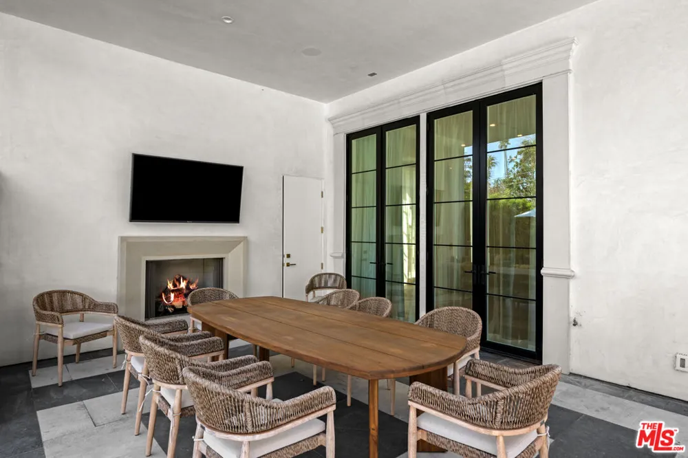 616 Alpine Drive Beverly Hills, CA 90210