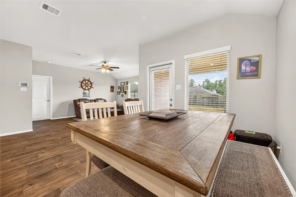 11527 Kalinago View Lane Conroe, TX 77304