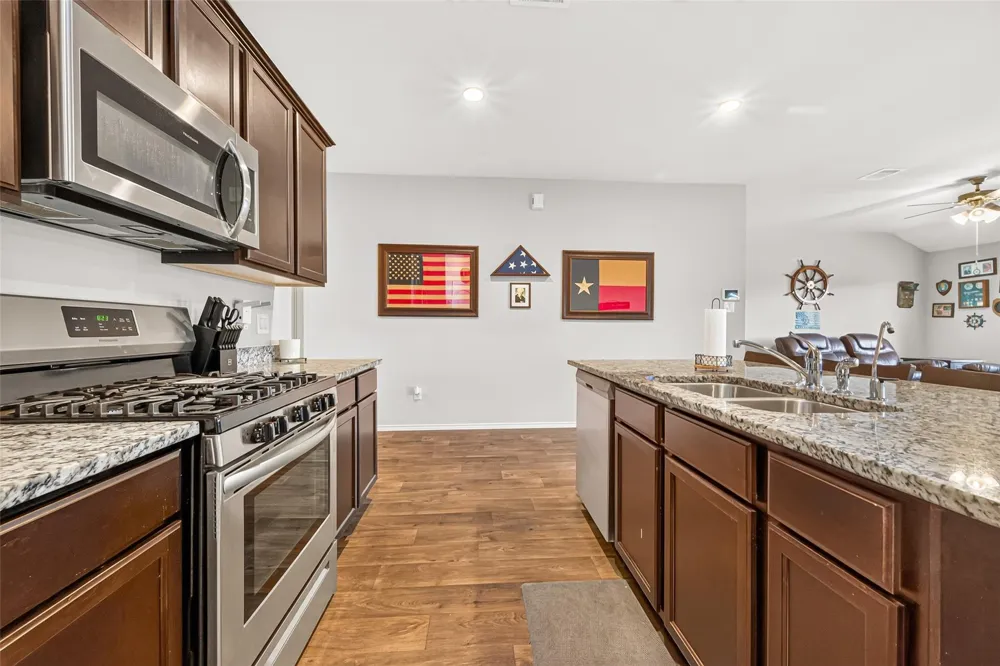 11527 Kalinago View Lane Conroe, TX 77304