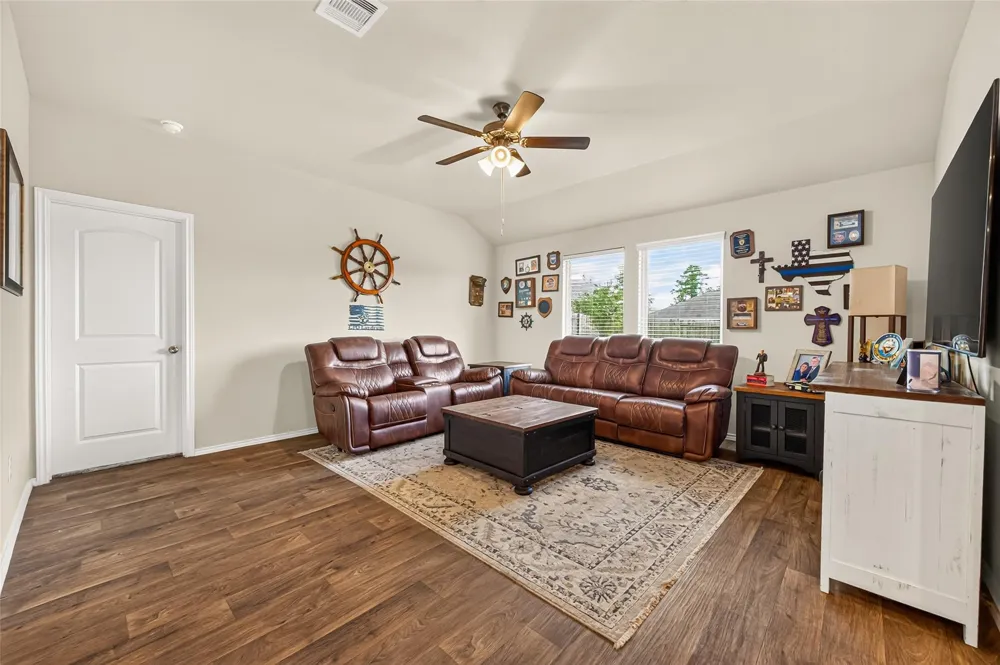 11527 Kalinago View Lane Conroe, TX 77304