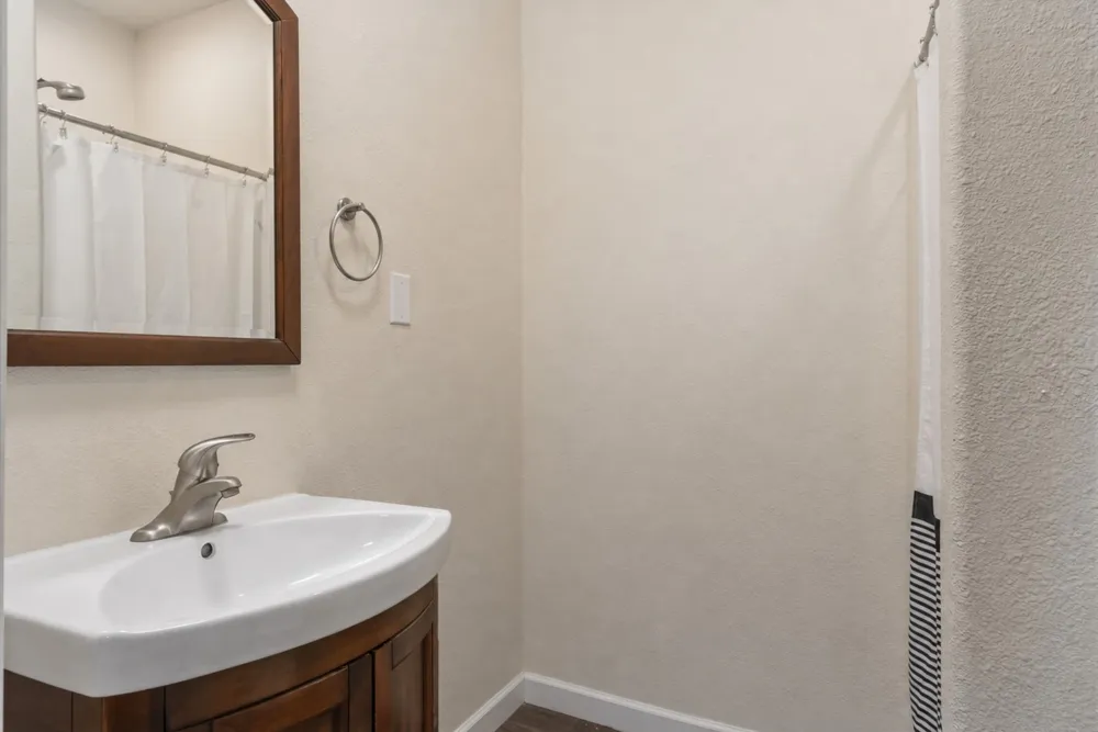 2150 County Road 282 Liberty Hill, TX 78642