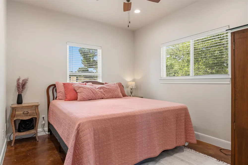 2150 County Road 282 Liberty Hill, TX 78642