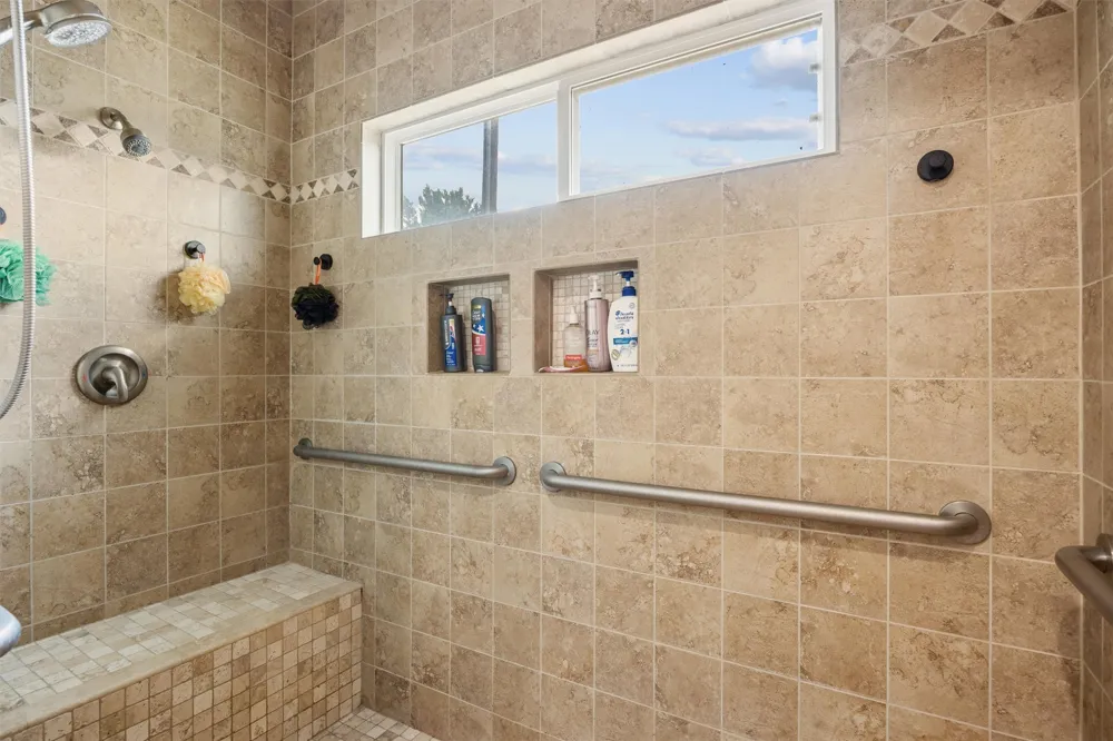 2150 County Road 282 Liberty Hill, TX 78642