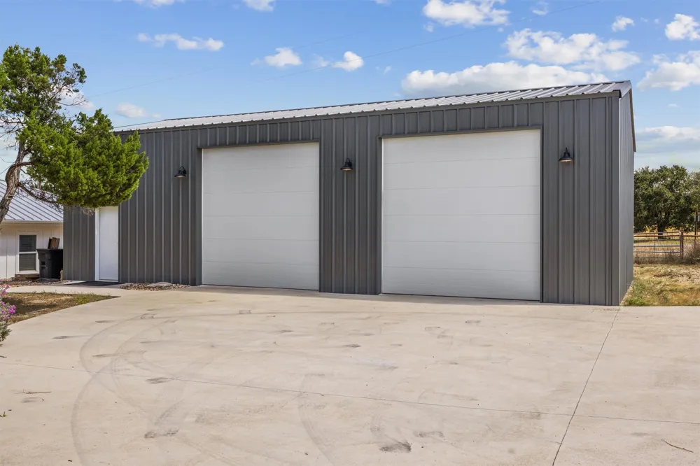 2150 County Road 282 Liberty Hill, TX 78642