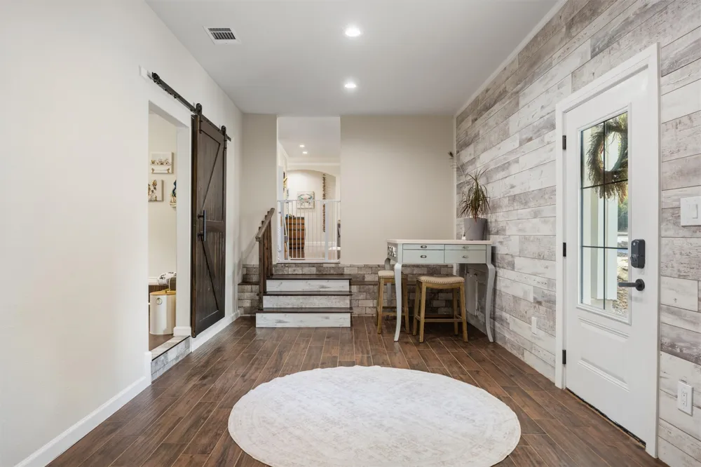 2150 County Road 282 Liberty Hill, TX 78642