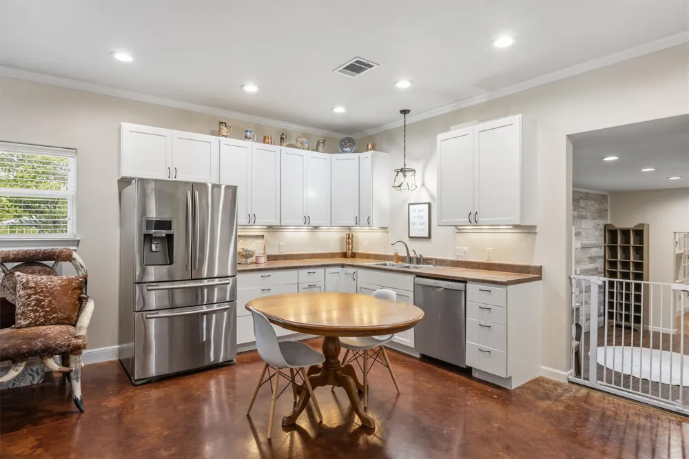 2150 County Road 282 Liberty Hill, TX 78642