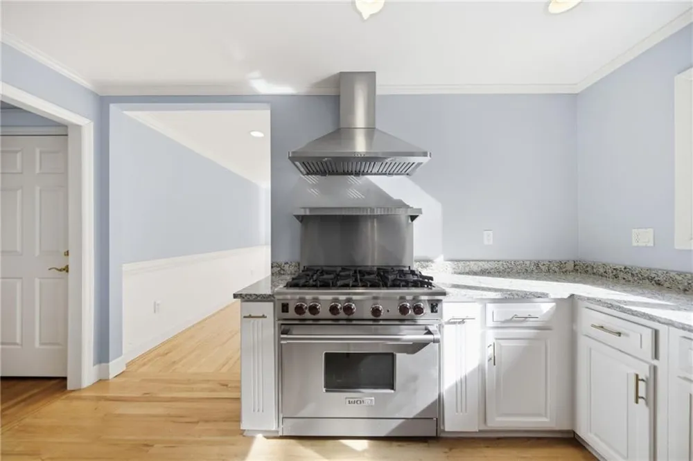 3335 Trails End Road NE Roswell, GA 30075