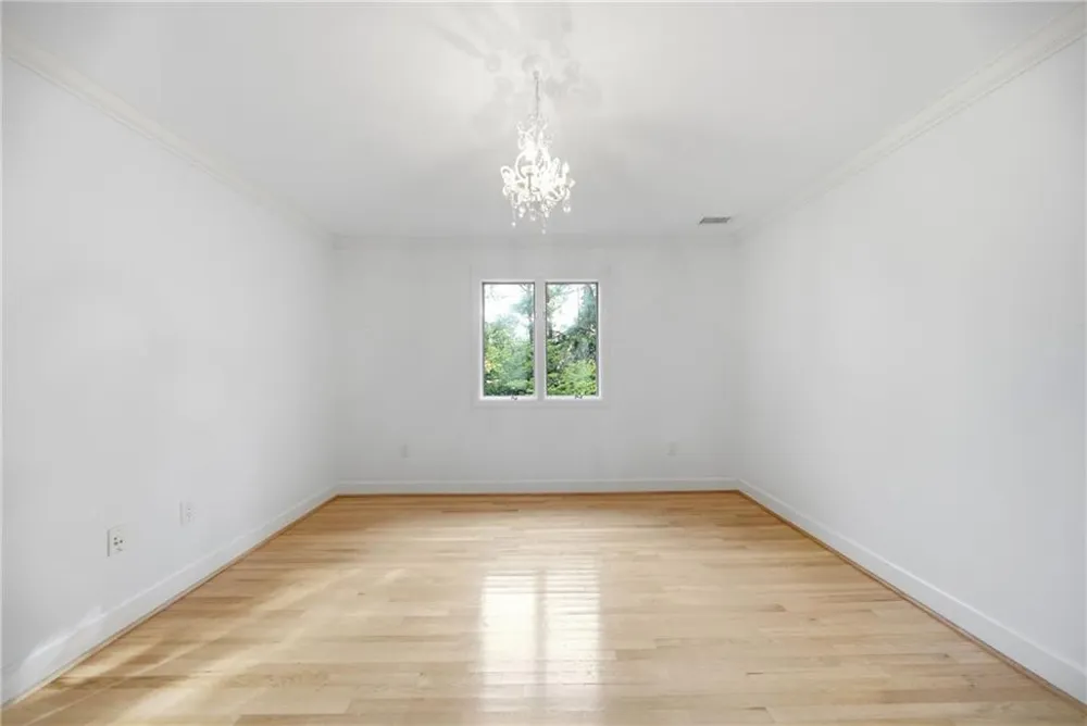 3335 Trails End Road NE Roswell, GA 30075