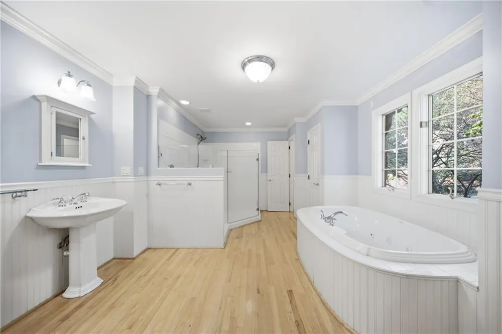 3335 Trails End Road NE Roswell, GA 30075