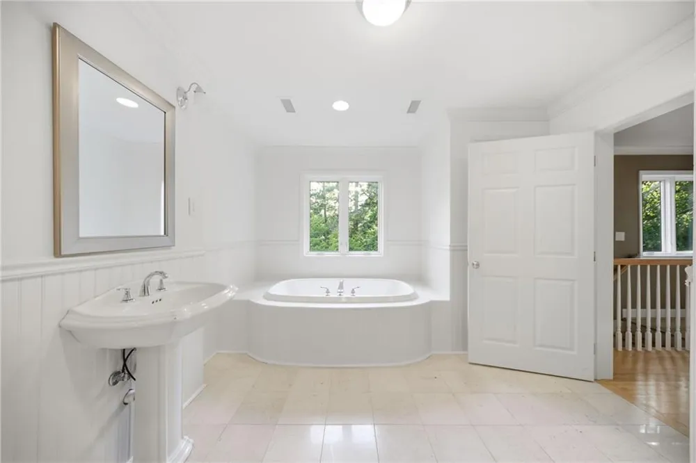 3335 Trails End Road NE Roswell, GA 30075