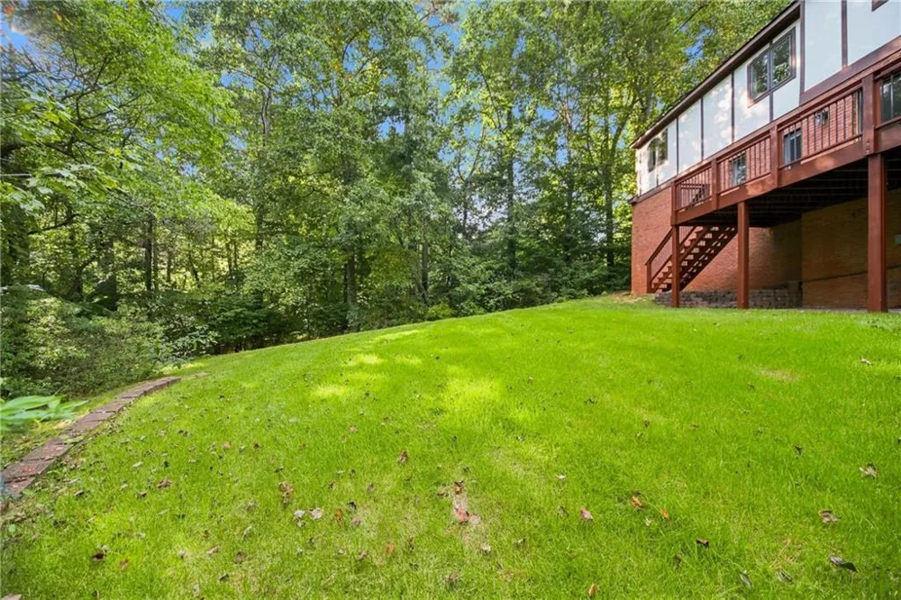 3335 Trails End Road NE Roswell, GA 30075