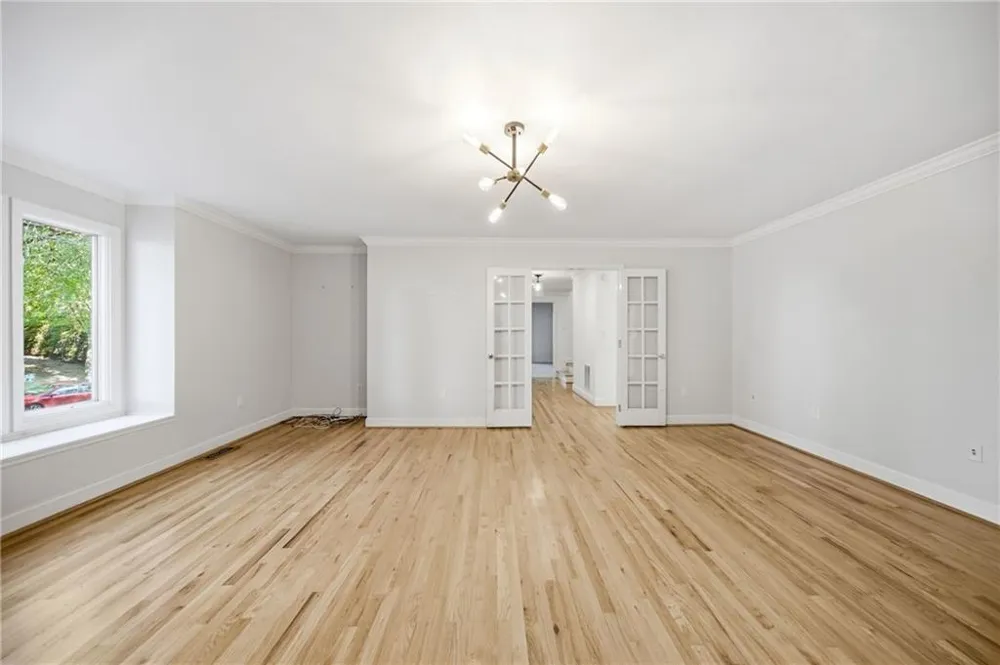3335 Trails End Road NE Roswell, GA 30075