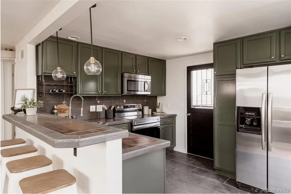 2615 W 26th Avenue Denver, CO 80211