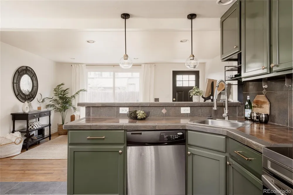 2615 W 26th Avenue Denver, CO 80211