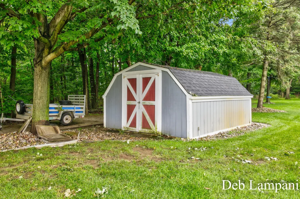 2008 Pleasant Pond Drive SW Byron Center, MI 49315