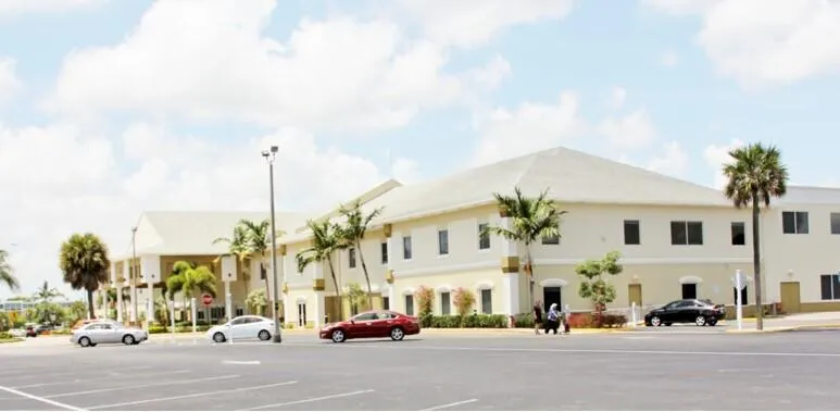 30 Chatham B West Palm Beach, FL 33417