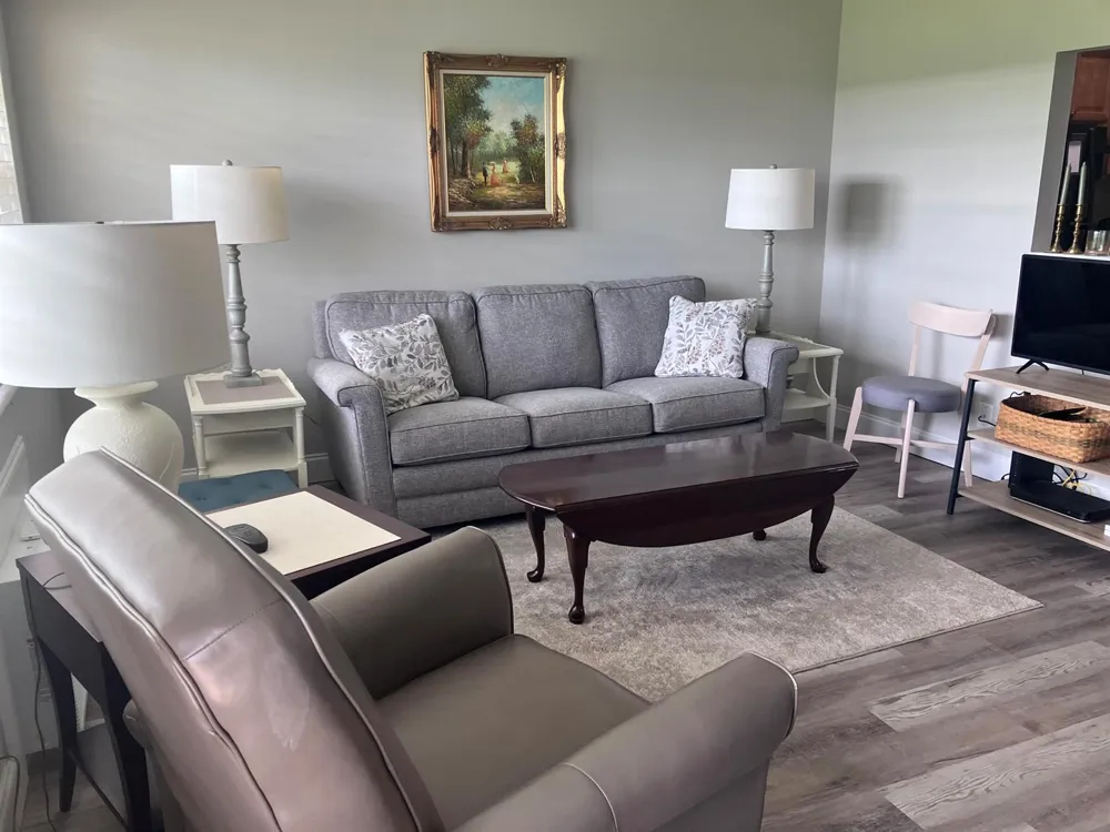 30 Chatham B West Palm Beach, FL 33417