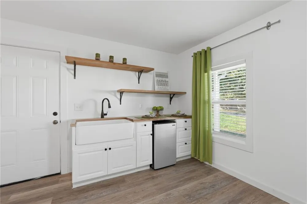 1965 Holland Park Drive Buford, GA 30519