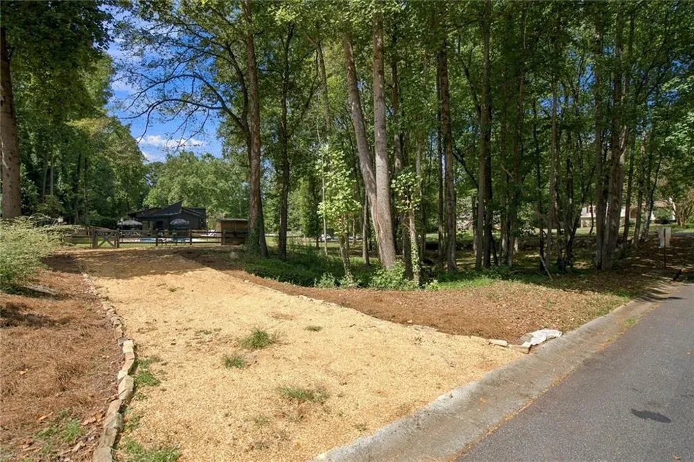 2945 Brett Circle NW Acworth, GA 30101