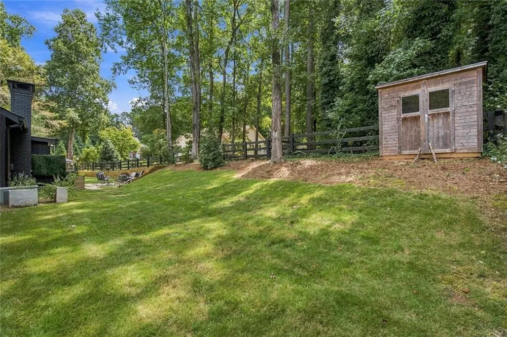 2945 Brett Circle NW Acworth, GA 30101