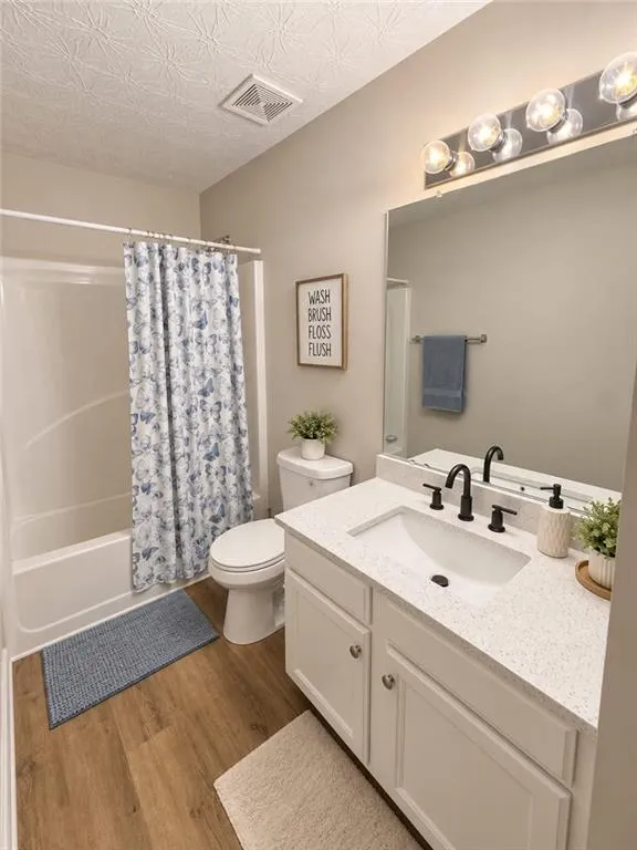 40 Greenway Drive Covington, GA 30016