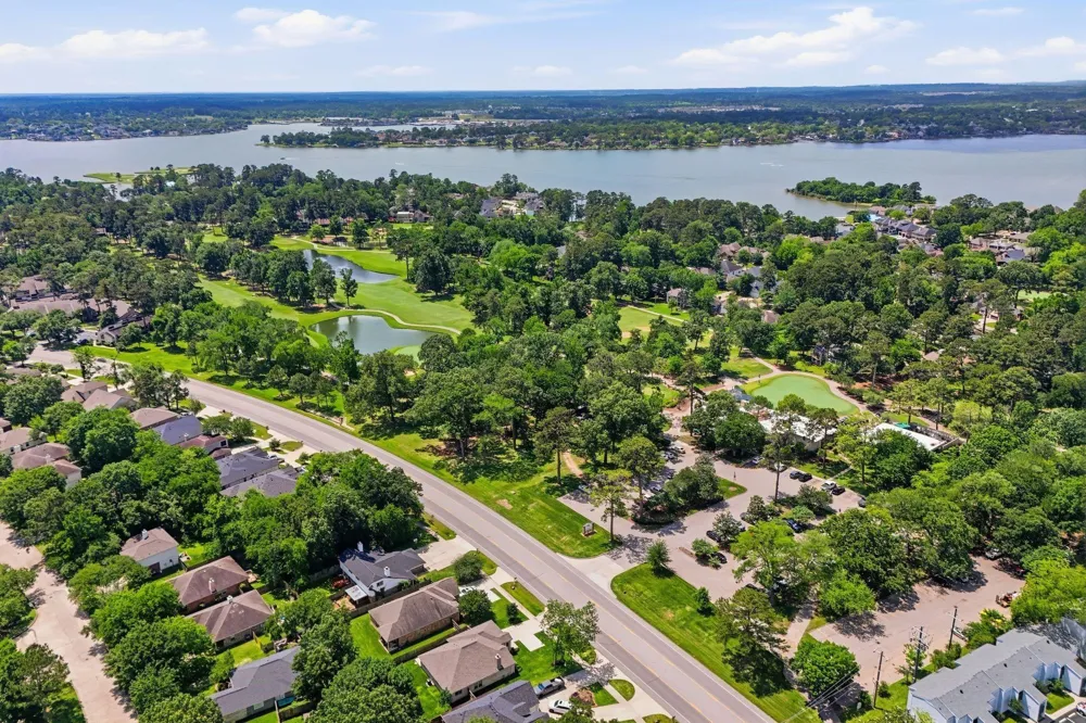 3107 Woodwind Circle Montgomery, TX 77356