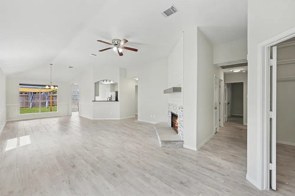 3107 Woodwind Circle Montgomery, TX 77356