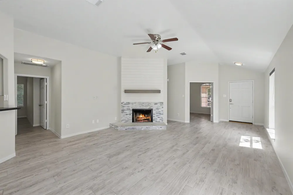 3107 Woodwind Circle Montgomery, TX 77356