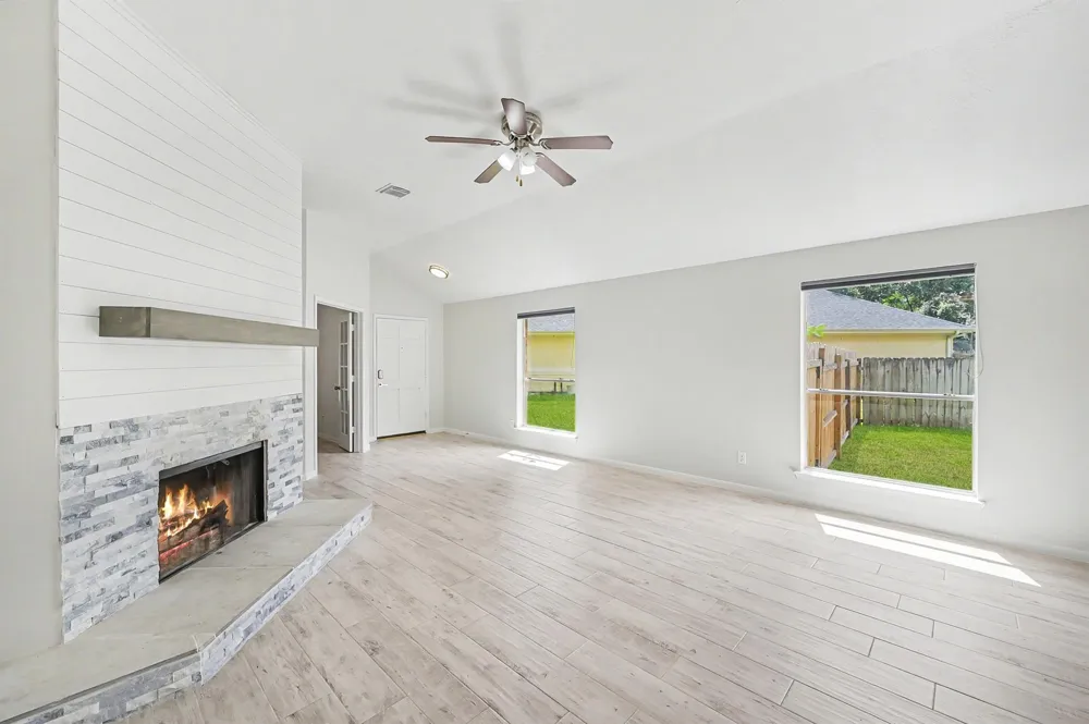 3107 Woodwind Circle Montgomery, TX 77356