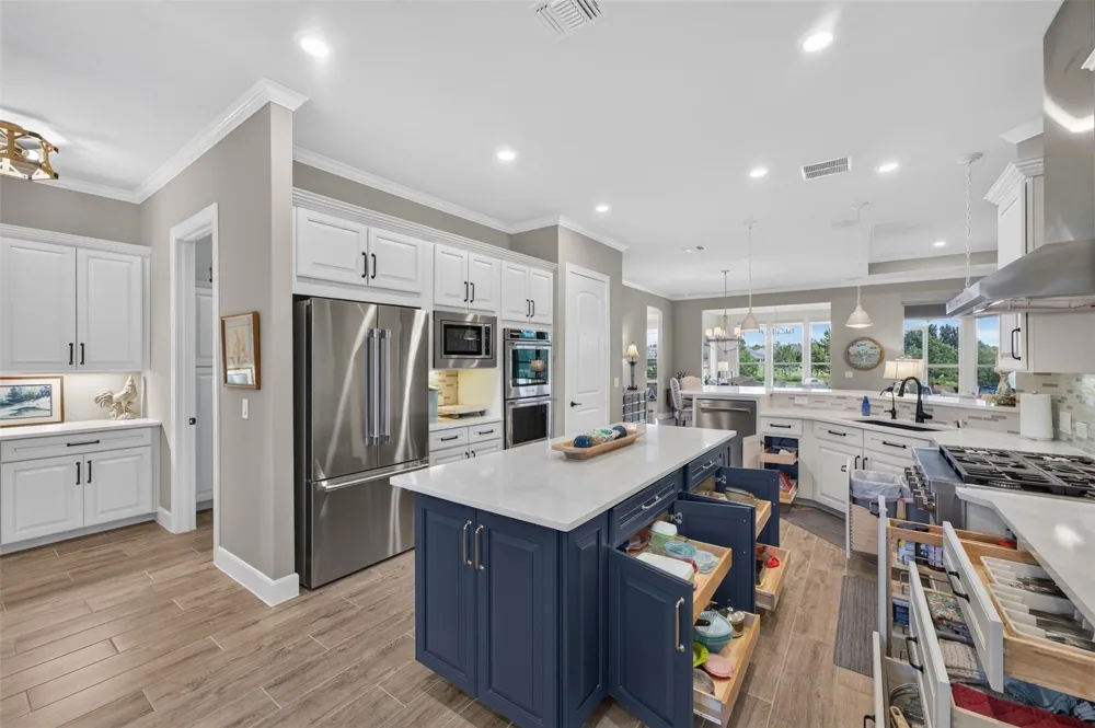 340 Belgian Court The Woodlands, TX 77382