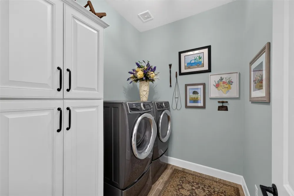 340 Belgian Court The Woodlands, TX 77382