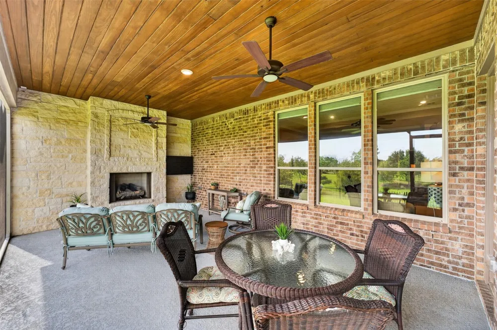 340 Belgian Court The Woodlands, TX 77382