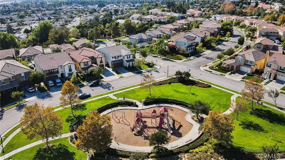535 E Desert Willow Azusa, CA 91702
