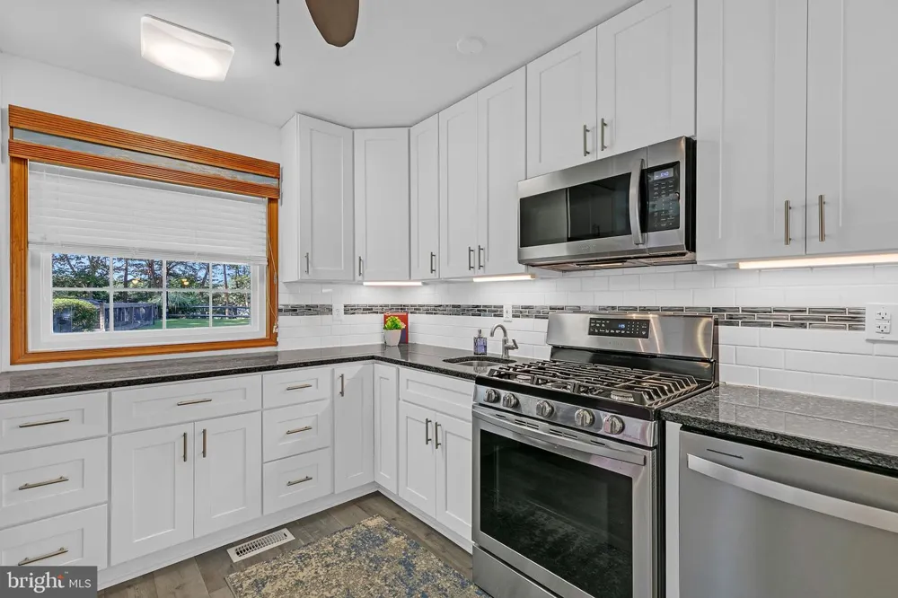 292 SEA HORSE DRIVE Colonial Beach, VA 22443