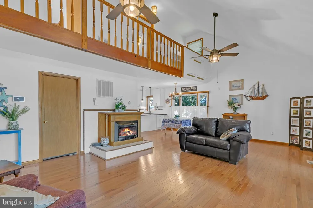 292 SEA HORSE DRIVE Colonial Beach, VA 22443