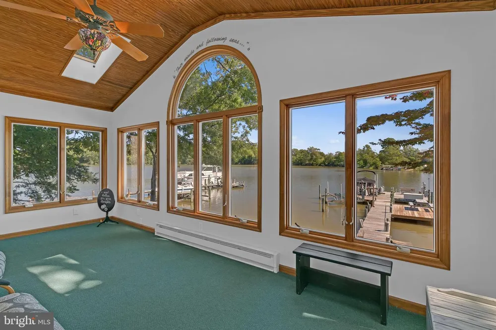 292 SEA HORSE DRIVE Colonial Beach, VA 22443