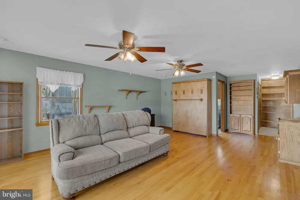 292 SEA HORSE DRIVE Colonial Beach, VA 22443